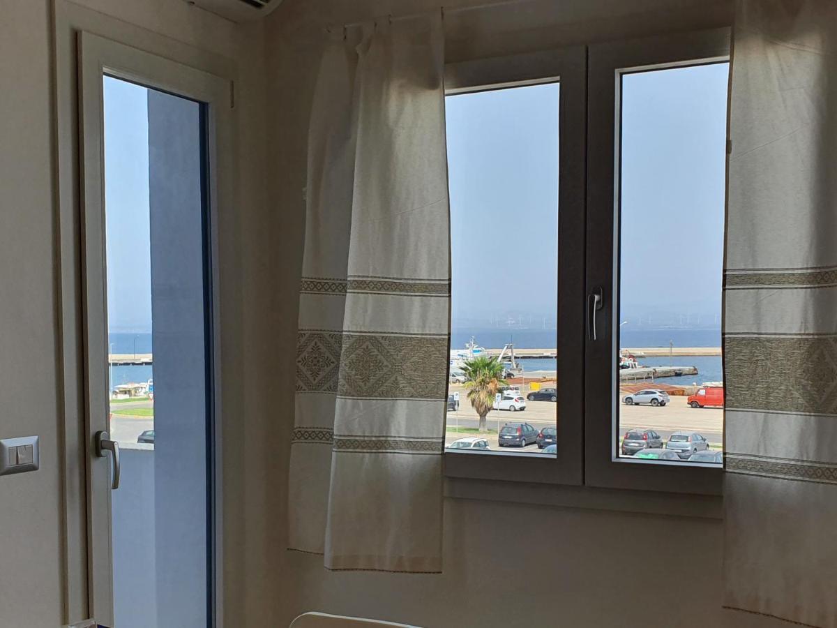 Sky And Sea Apartment กาลาเซตตา ภายนอก รูปภาพ