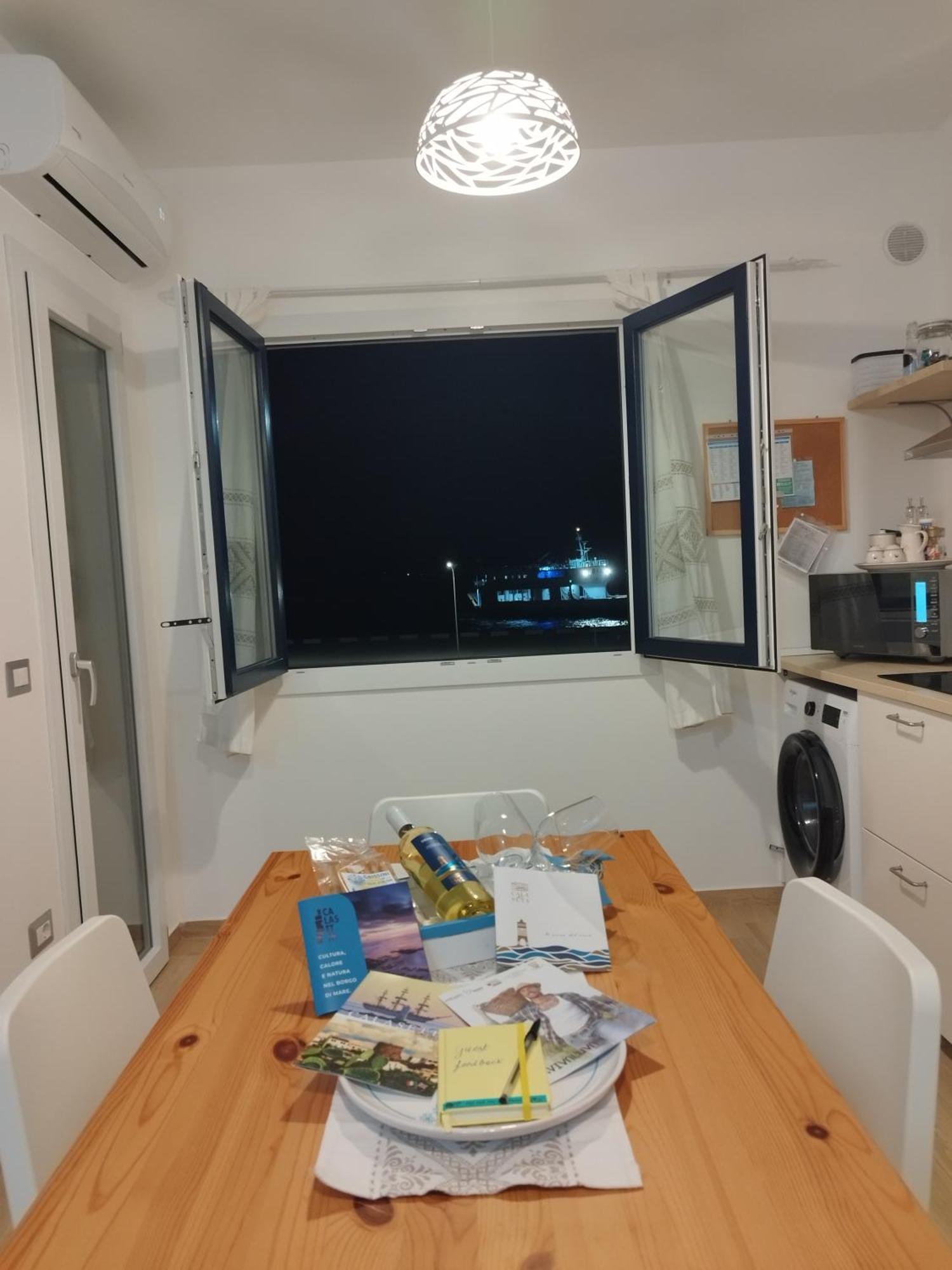Sky And Sea Apartment กาลาเซตตา ภายนอก รูปภาพ